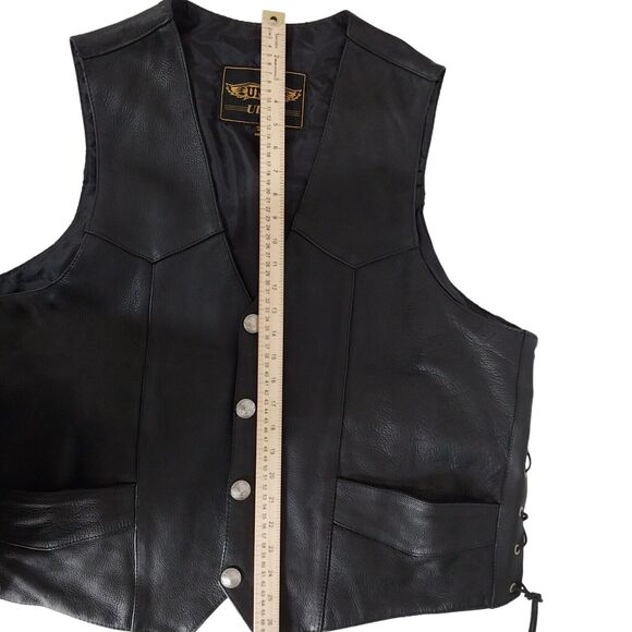 UNIK Leather Black Biker Motorcycle Vest Size 52 Buffalo Head Buttons 4 Pockets - Picture 7 of 9